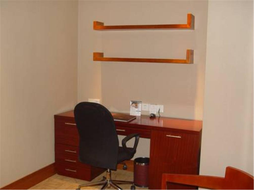 Howard Johnson Plaza Lingang Shanghai Nanhui Eksteriør billede