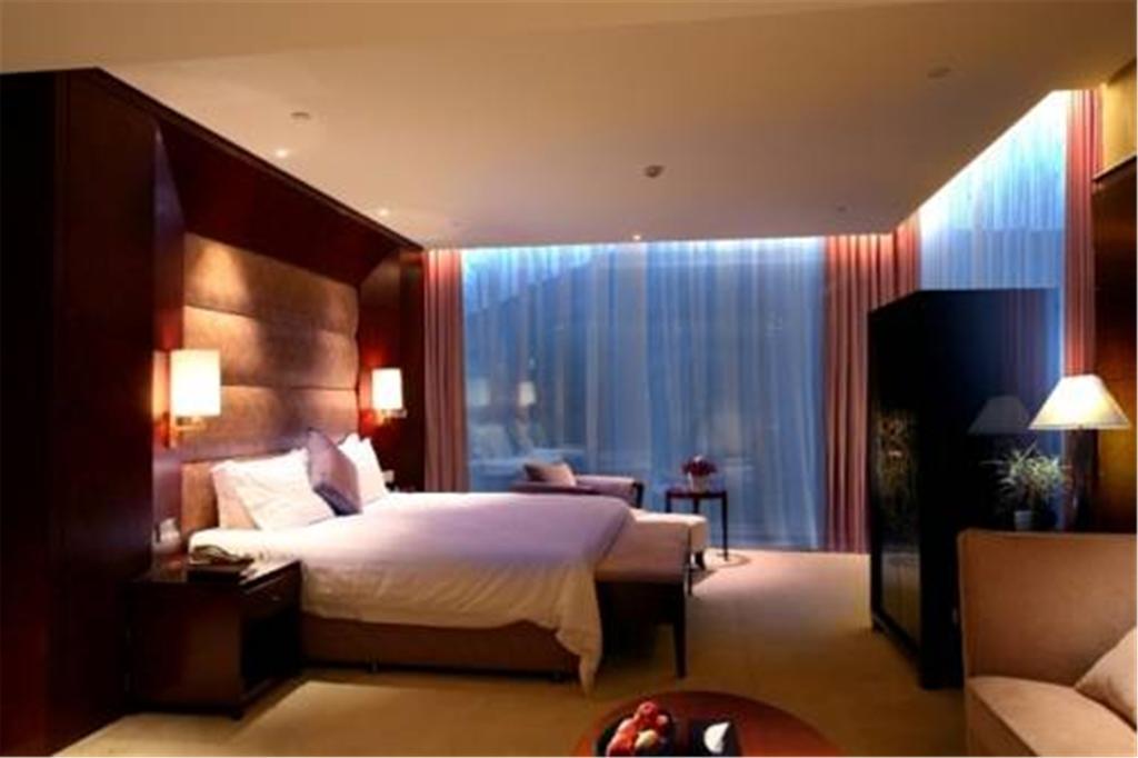 Howard Johnson Plaza Lingang Shanghai Nanhui Eksteriør billede
