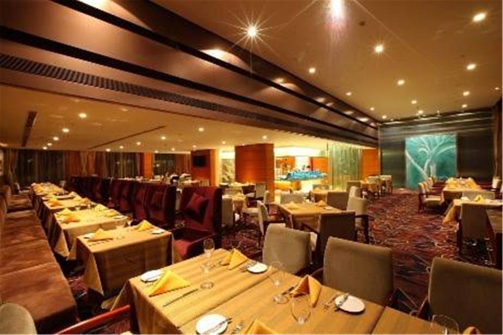 Howard Johnson Plaza Lingang Shanghai Nanhui Eksteriør billede