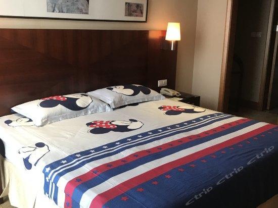 Howard Johnson Plaza Lingang Shanghai Nanhui Eksteriør billede