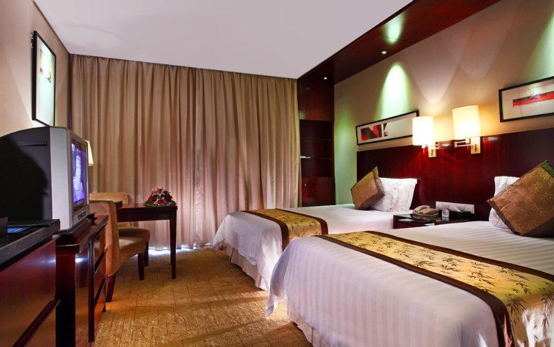 Howard Johnson Plaza Lingang Shanghai Nanhui Eksteriør billede